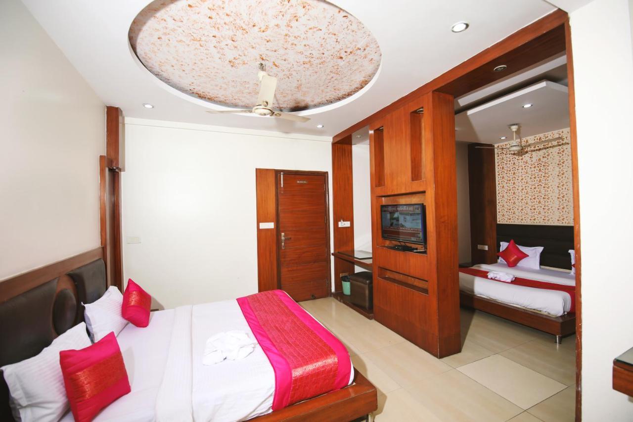 Hotel Lav Kush Deluxe " 3 Min Walking From New Delhi Railway Station " Exterior photo