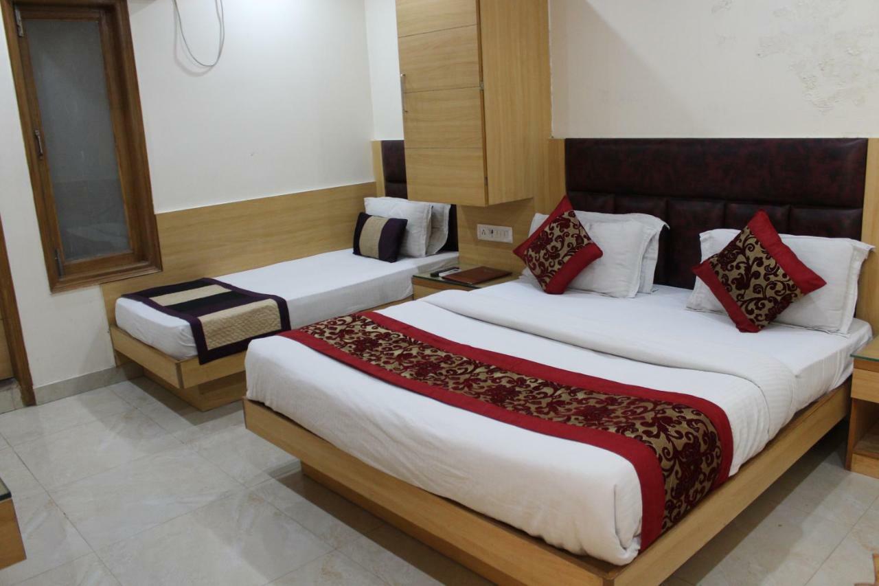 Hotel Lav Kush Deluxe " 3 Min Walking From New Delhi Railway Station " Exterior photo