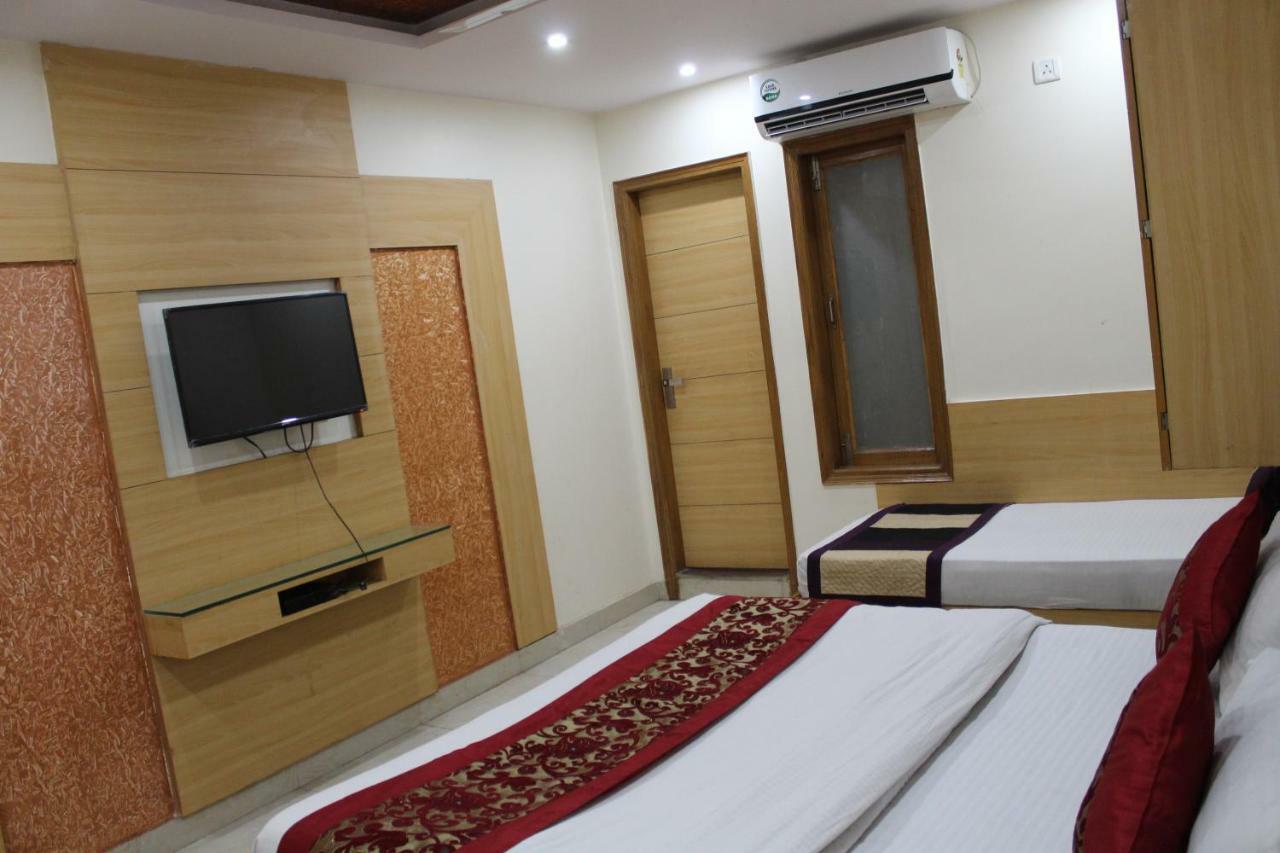 Hotel Lav Kush Deluxe " 3 Min Walking From New Delhi Railway Station " Exterior photo